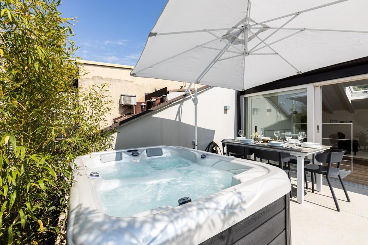 *Villa Olivo*With Private Terrace & Jacuzzi + 3Bedrooms Milan Exterior photo