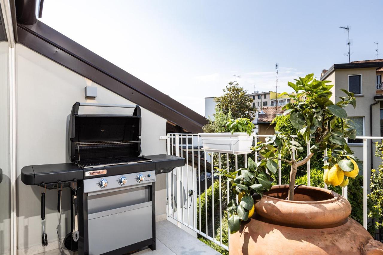 *Villa Olivo*With Private Terrace & Jacuzzi + 3Bedrooms Milan Exterior photo